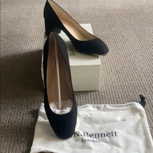 Black suede block heal LK Bennett pumps sz 11 NWT